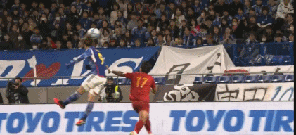 球联系在一 球联系在一