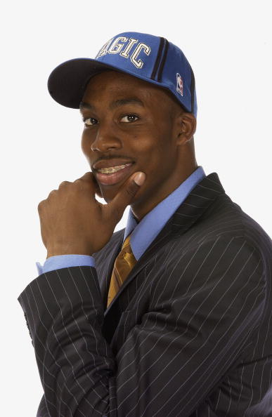 人们通过口 人们通过口